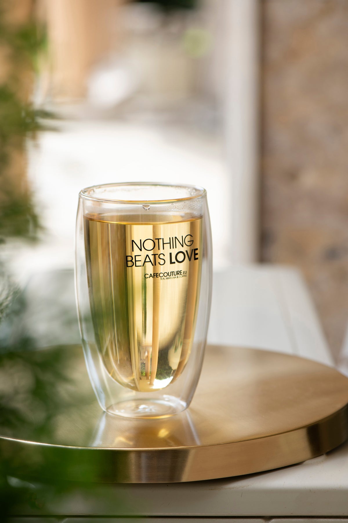 thee collectie met losse thee en biologisch afbreekbare thee piramides